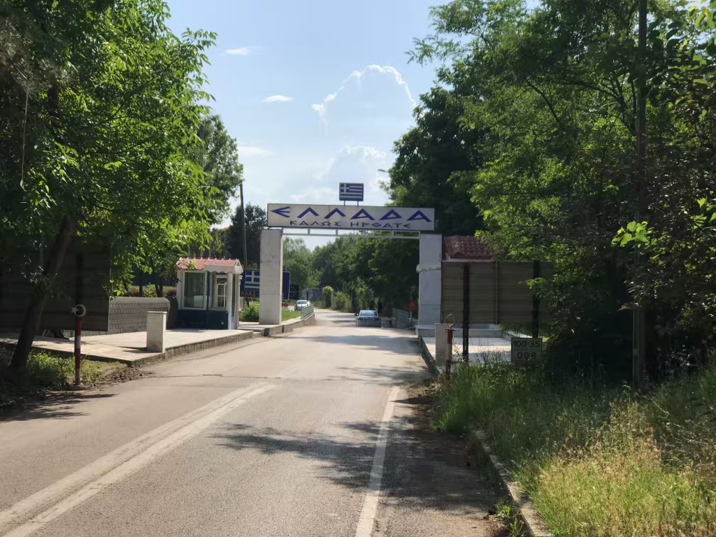 Yürüyerek Komşuya Gitmek –&nbsp;Kastanies